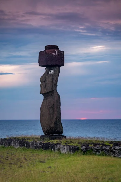 Moais Tahai Bei Sonnenuntergang Rapa Nui Osterinsel Hochwertiges Foto — Stockfoto