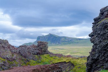 İzlanda 'daki muhteşem volkanik manzara. Yüksek kalite fotoğraf