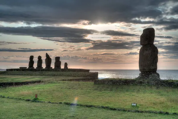 Moais Tahai Rapa Nui Osterinsel Hochwertiges Foto — Stockfoto