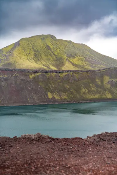 Θεαματικό Άγριο Τοπίο Στην Ισλανδία Υψηλής Ποιότητας Φωτογραφία Φωτογραφία Αρχείου