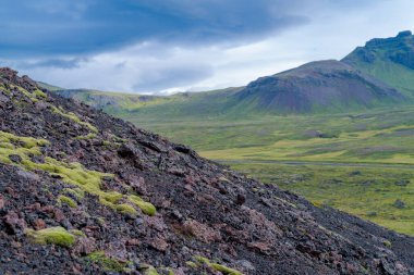 İzlanda 'daki muhteşem volkanik manzara. Yüksek kalite fotoğraf