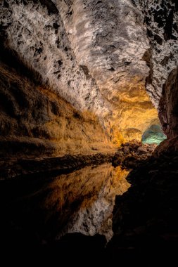 Lanzarote 'deki Los Verdes volkanik kökenli mağara. Yüksek kalite fotoğraf