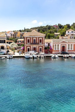 Cruise to Paxos and Antipaxos islands.