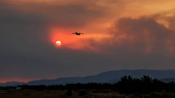 Devastating Wildfire Alexandroupolis Evros Greece Aerial Firefighting Waterbombing Planes Silhouette — Stock Photo, Image