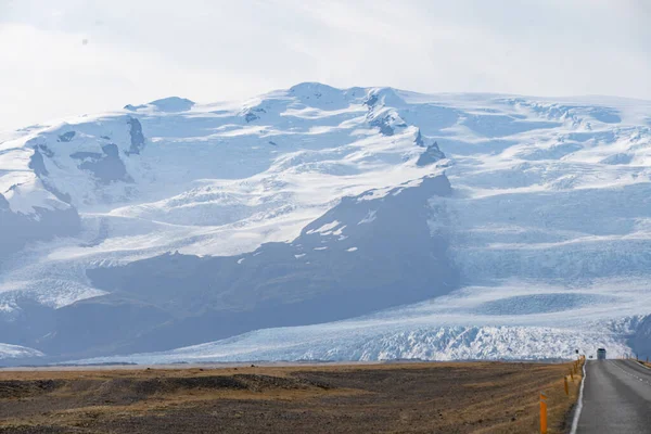 Immense Glacier on the lands of Iceland