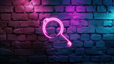 Duvarın arkasında parlayan Pembe Kızartma Tavası Neon ikonunun video görüntüleri. Siyah arkaplanda Neon çizgileri soyut. Laser Pictogram animasyonu. Kusursuz döngü