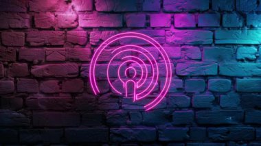 Duvarda Pembe Podcast Icon neon ikonunun video görüntüleri var. Döngülenmiş Neon soyut çizgileri. Lazer Pictogram animasyonu. Kusursuz döngü. 4k video.