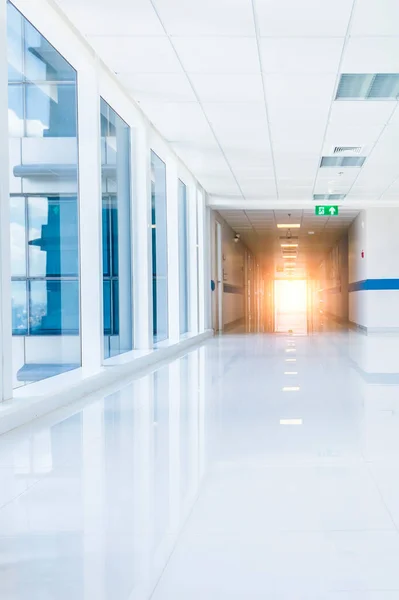 Blue Tone Hospital Walkway Corridor Clean White Floor Orange Light — Stock Photo, Image