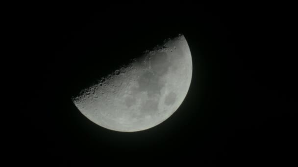 2024年1月18日 ブランキヌスクレーターの縁に文字Xの外観を作成する月X 光と影 — ストック動画