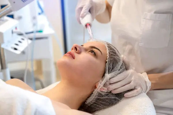Close Young Woman Receiving Electric Darsonval Facial Massage Procedure Beauty — Stock Photo, Image
