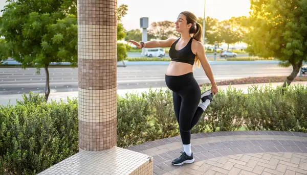 Sporty Pregnant Woman Stretching Mosaic Pillar Park Pregnancy Healthy Lifestyle — Stock Photo, Image
