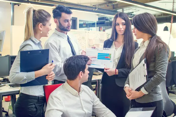 Group Business People Examining Performance Results Company — Stock Photo, Image