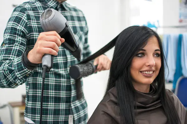 Portrait Happy Woman Hair Salon — Stock Photo, Image