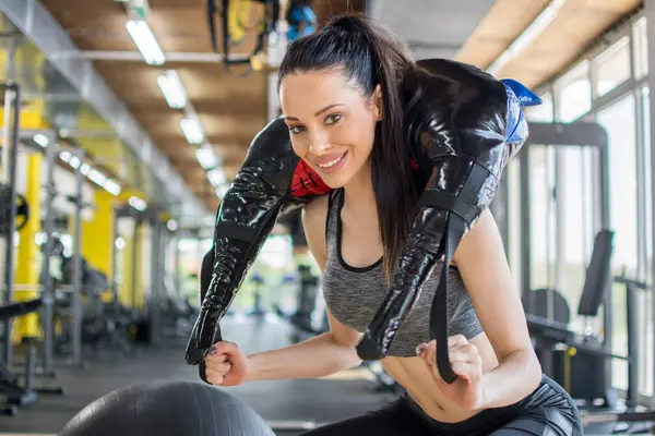 Beautiful Fit Woman Sportswear Smiling Performing Squats Heavy Bag Shoulders — Stock Photo, Image