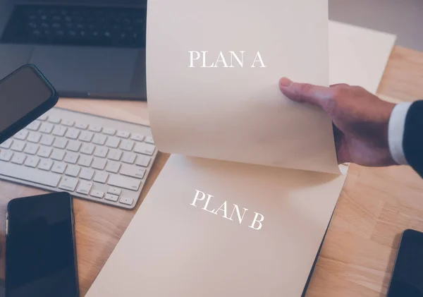 Plana Planb Concept Zakenman Werkzaam Tafel Met Computer Laptop Smartphone — Stockfoto