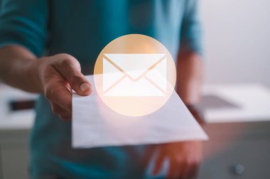 adam el ele tutuşuyor ya da zarf belgesi, belge, belge yönetim sistemi