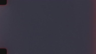 Retro VHS Glitch Overlay with Static, Flicker, Pixel Noise, and Signal Distortion Vintage 80 's TV Efekti with VCR Hasar, Bad Broadcast Lines, and Old School Electronic Doku