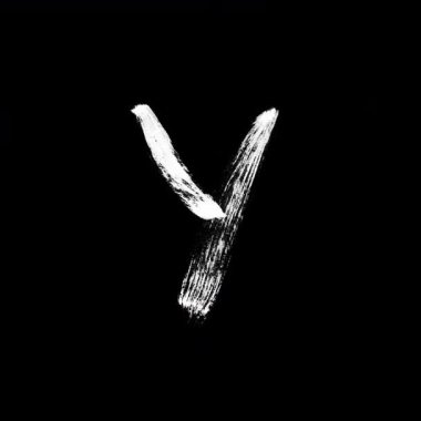 Fırça darbeleriyle siyah arkaplanda beyaz harf y