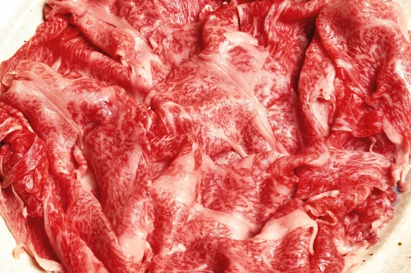 Carne Crua Sobre Fundo Branco — Fotografia de Stock