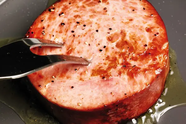 Steak Sapi Panggang Dengan Rempah Rempah Dan Rempah Rempah — Stok Foto
