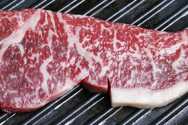 쇠고기 스테이크 남비에 — 스톡 사진