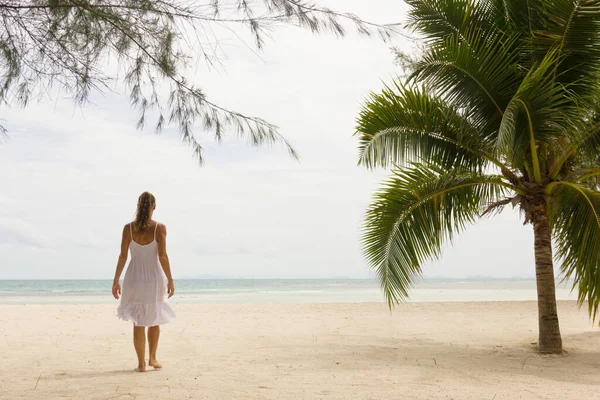 Lonely Woman White Dress Beach Palm Tree Empty Island Thailand — Stock Photo, Image