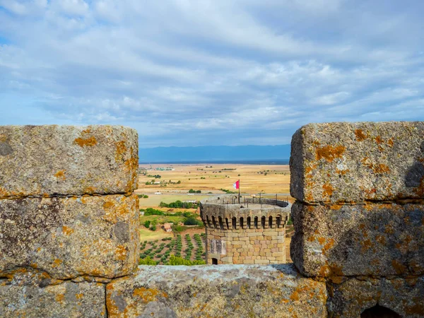 西班牙Oropesa城堡的城墙和围墙 — 图库照片