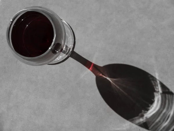 Glas Rött Vin Bordet — Stockfoto