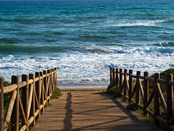 Дерев Яний Пірс Морі Сонячному Пляжі Коста Дель Соль Іспанія — стокове фото