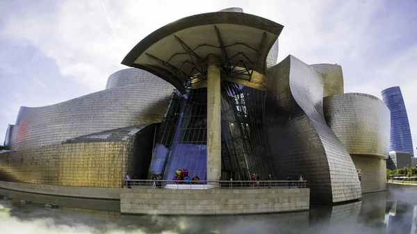 Bilbao Baskien Spanien Den Juni 2021 Huvudentrén Till Guggenheim Museum — Stockfoto