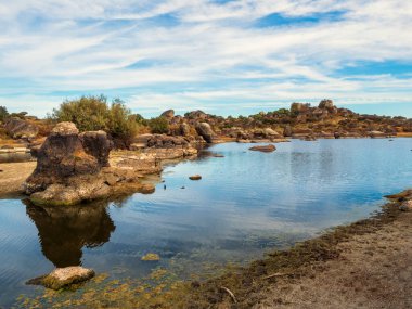 Barruecos parkının güzel manzarası.