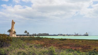 İspanya 'nın Huelva kentindeki Kristof Kolomb anısına dikildi.