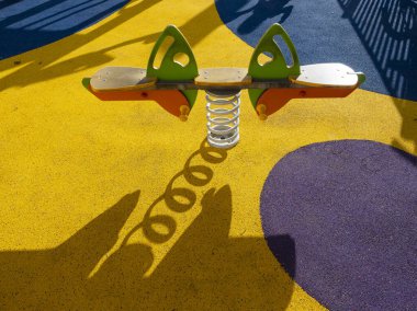 Oyun alanları için özel döşeme