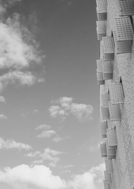 Şehrin modern binası