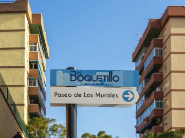 Fuengirola, Malaga, İspanya. 02/2/2024. Fuengirola 'daki El Botequillo mahallesindeki duvar resimlerinde bir gezinti.