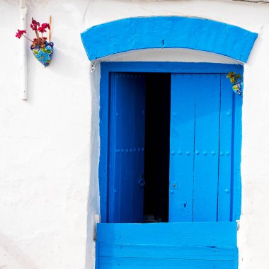İspanya 'da mavi pencere