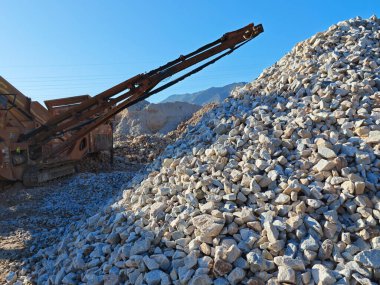 Minerallerin ve nadir yerkürelerin çıkarılması