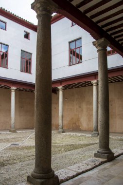 İspanya ile Portekiz arasında imzalanan Tordesillas Antlaşması 'nın Evinin İçi.
