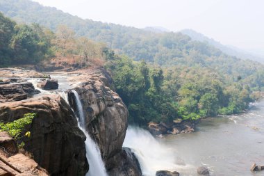 İnanılmaz Athirappilly Şelaleleri, Thrissur Bölgesi, Kerala Eyaleti, Hindistan