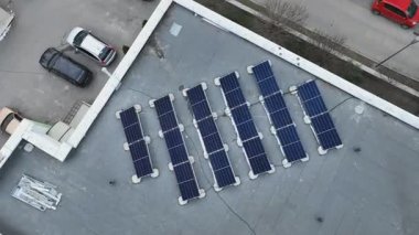 güneş panelleri çatı yüklü