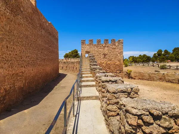 El castillo de Pearroya en el trmino icipal de Argamasilla de Alba, provincia de Ciudad Real, Castilla-La Mancha 
