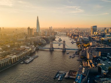 Sunset over City of London 