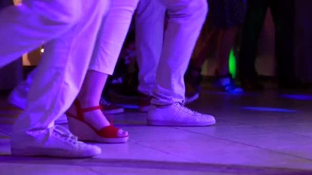 People Feet Dancing Together Wedding Party — Stock video