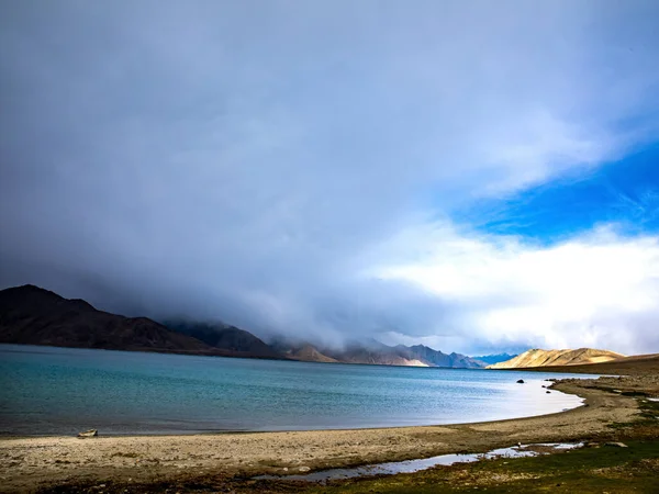 Hermoso Paisaje Lago Pangong Ladakh Himalayas —  Fotos de Stock