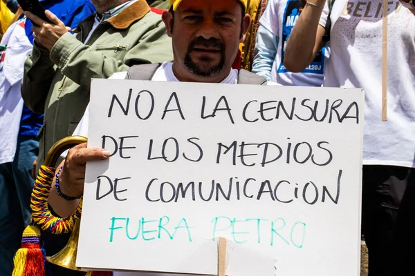 stock image BOGOTA, COLOMBIA - 26 SEPTEMBER 2022. Peaceful protest marches in Bogota Colombia against the government of Gustavo Petro called la marcha de la mayoria. Marches against the law reforms of the new Colombian government.