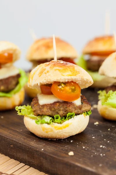 Fertig Mini Hamburger Servieren Schritt Für Schritt Zubereitung Von Mini — Stockfoto