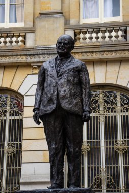 Bogota, Kolombiya - 19 Ekim 2023. Bogota 'daki eski Kolombiya Başkanı Carlos Lleras Restrepo' nun Anıtı.