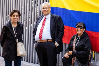 Bogota, Kolombiya - 14 Kasım 2023. Bogota 'da Gustavo Petro Hükümeti' nin önerdiği Sağlık Bakanlığının önündeki halk protestosu..