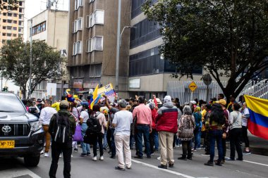 Bogota, Kolombiya - 14 Kasım 2023. Bogota 'da Gustavo Petro Hükümeti' nin önerdiği Sağlık Bakanlığının önündeki halk protestosu..