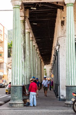 HONDA, COLOMBIA - 12 Ocak 2024: Honda pazar meydanı 1935 yılında inşa edildi ve 1996 yılında Kolombiya 'nın ulusal bir anıtı ilan edildi.